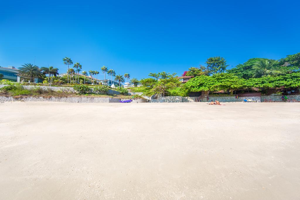 Private Beach Majestic Pool Villa Pattaya Exterior photo