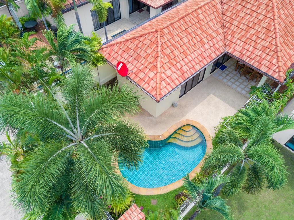 Private Beach Majestic Pool Villa Pattaya Exterior photo