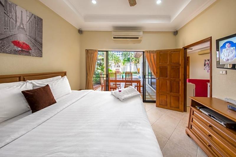 Private Beach Majestic Pool Villa Pattaya Exterior photo