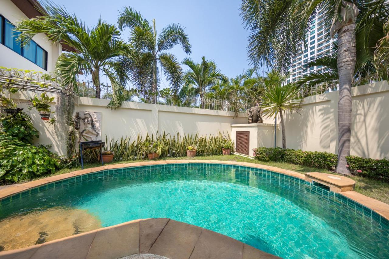 Private Beach Majestic Pool Villa Pattaya Exterior photo